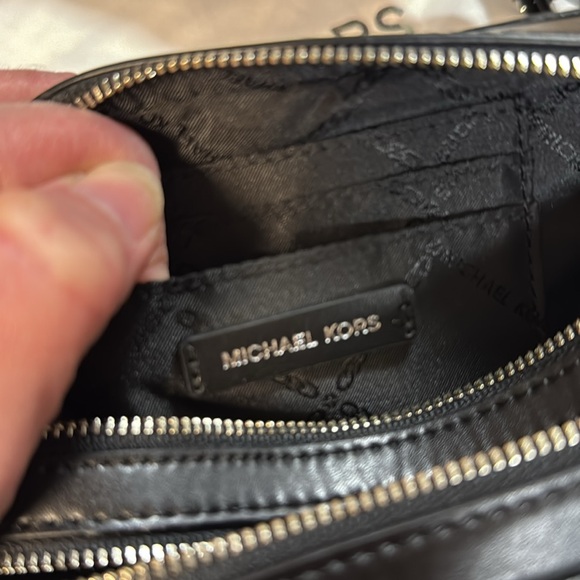Michael Kors Crossbody Camera Style Bag - Picture 12 of 17